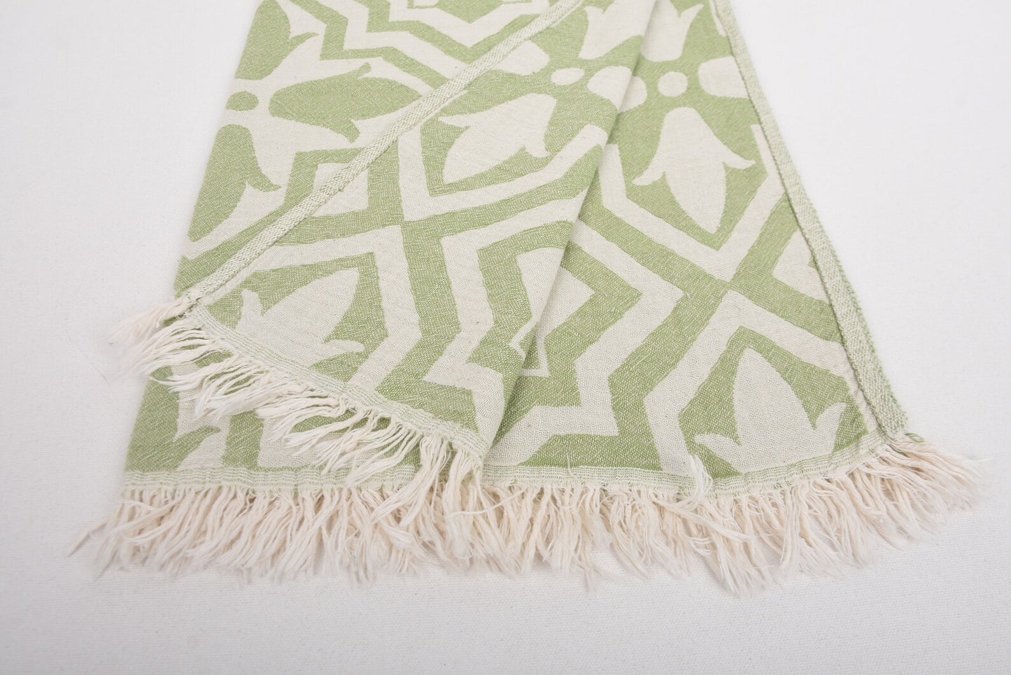 Tulip Pattern Turkish Towel